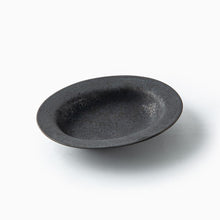 Load image into Gallery viewer, Pebble Oval Plate / M