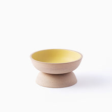Load image into Gallery viewer, Food Bowl M / Lemon Yellow
